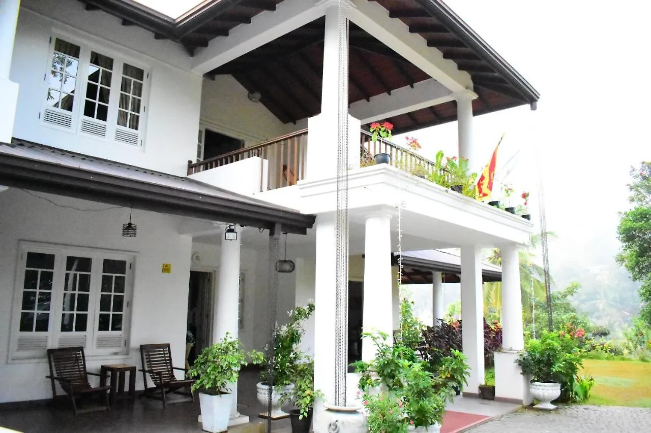 Notting Hill Country House Tennekumbura